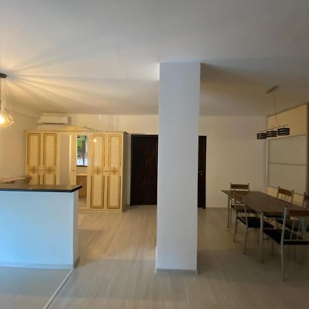 Apartament 3 Camere Bacău Exteriér fotografie