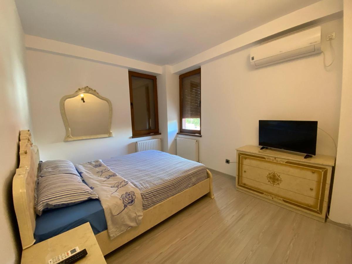 Apartament 3 Camere Bacău Exteriér fotografie
